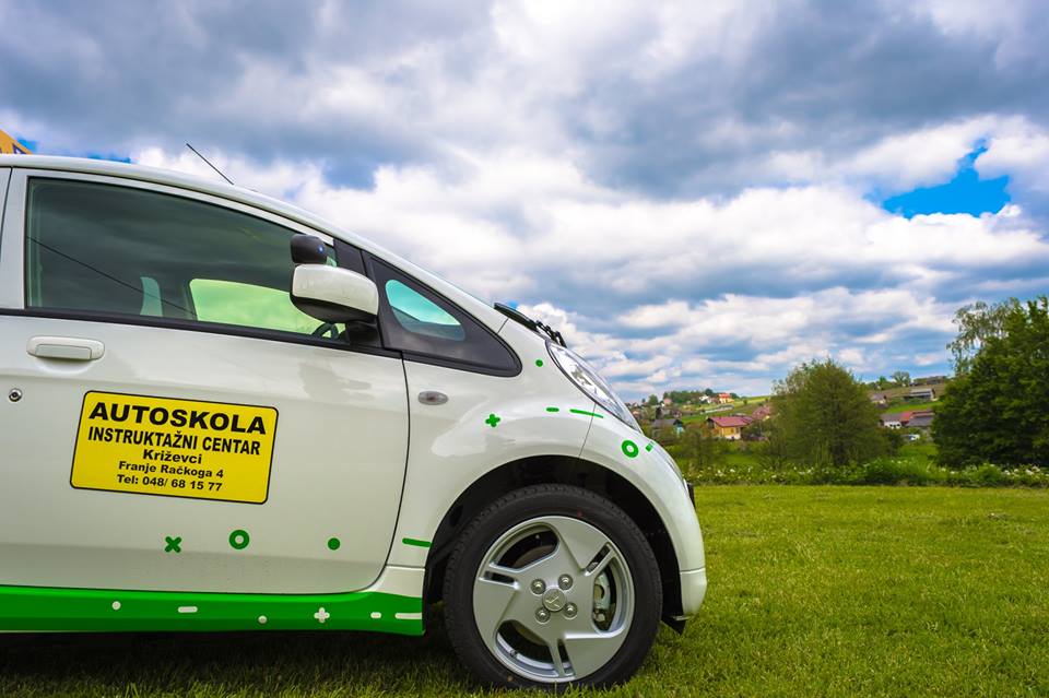 car wrapping po najnizim cijenama oslikavanje vozila super povoljno oslikavanje vozila fortesplus.hr